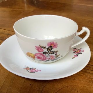 Vintage French Charming Limoges Tea Cups & Saucers